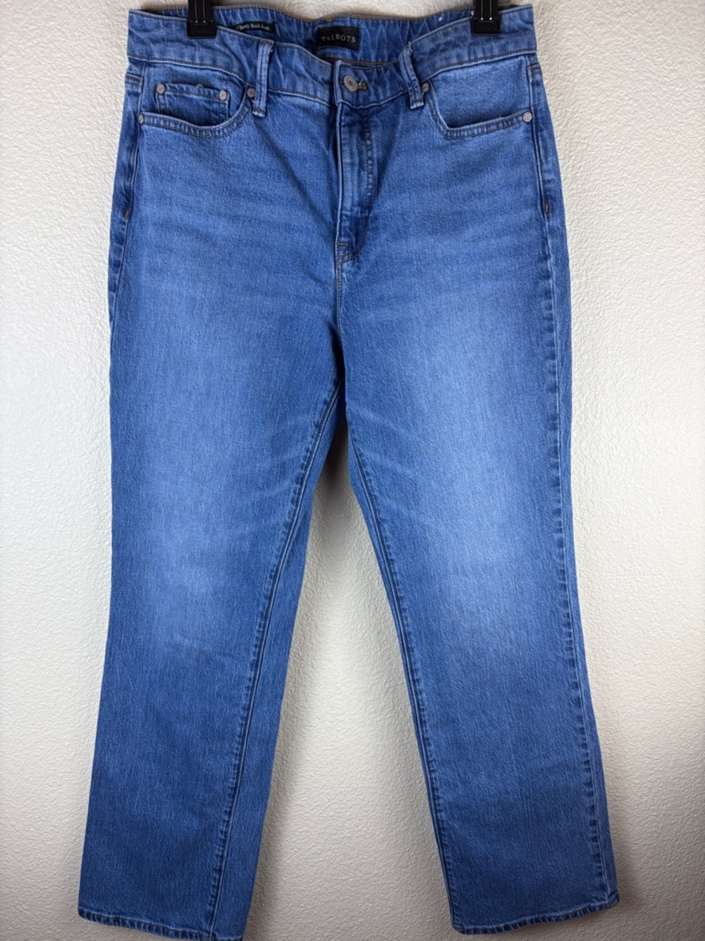 Talbots Women's Barely Boot Jeans Sutton Wash Size 8 Like New
